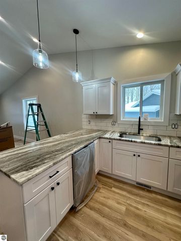 1028 Birmley Estates Drive, Traverse City, MI 49696