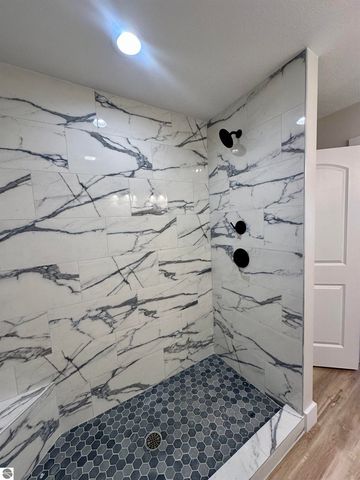 1028 Birmley Estates Drive, Traverse City, MI 49696