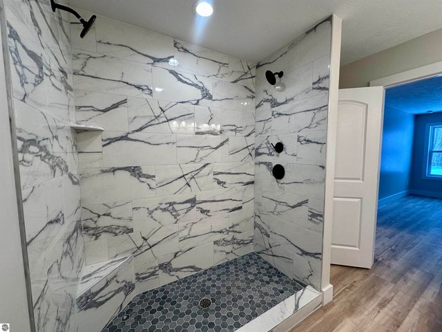 1028 Birmley Estates Drive, Traverse City, MI 49696