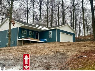 1028 Birmley Estates Drive, Traverse City, MI 49696