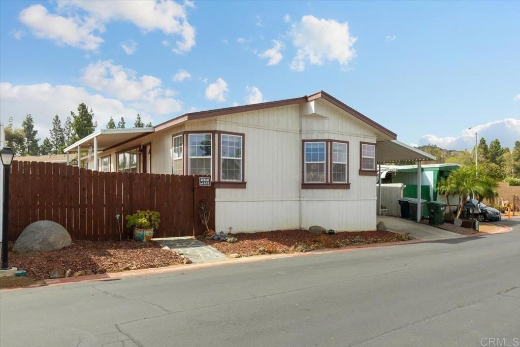 1750 Citracado Parkway SPC 134, Escondido, CA 92029 — exterior