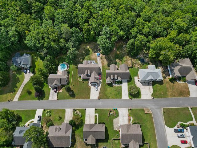 633 Hidden Oaks Drive, Flintstone, GA 30725