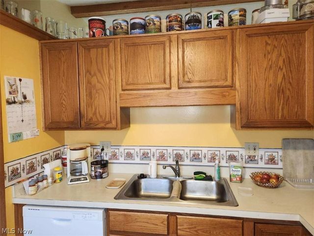 810 Amherst Lane 810, Brunswick, OH 44212