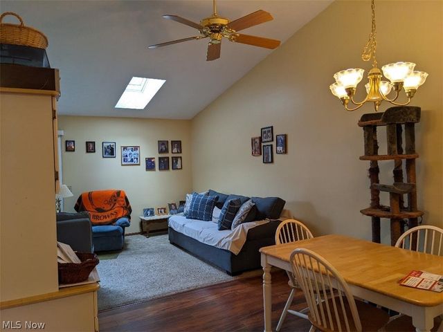 810 Amherst Lane 810, Brunswick, OH 44212