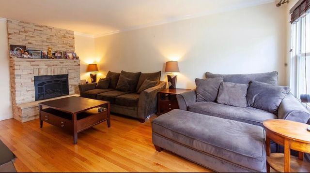 2503 N Hainsworth Avenue, North Riverside, IL 60546