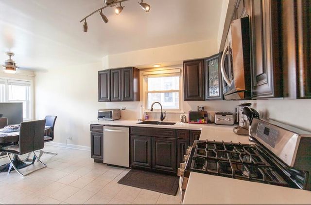 2503 N Hainsworth Avenue, North Riverside, IL 60546