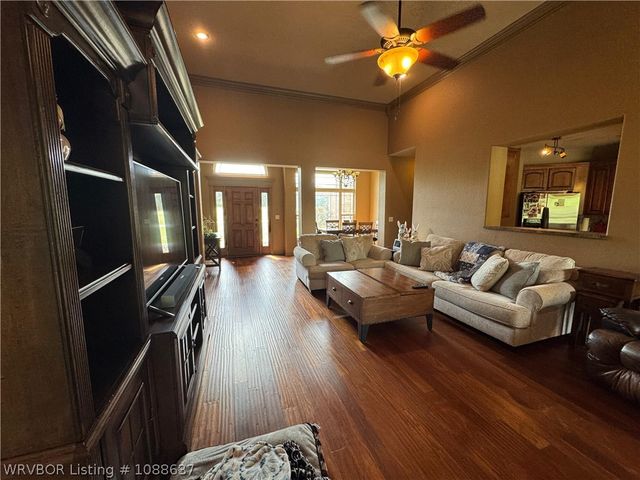 628 W Newberry Road, Alma, AR 72921