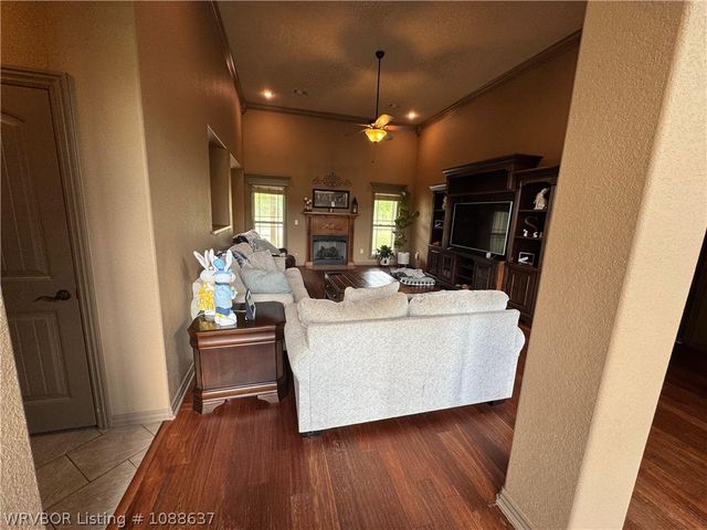 628 W Newberry Road, Alma, AR 72921