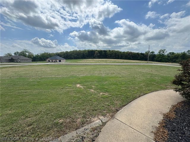 628 W Newberry Road, Alma, AR 72921