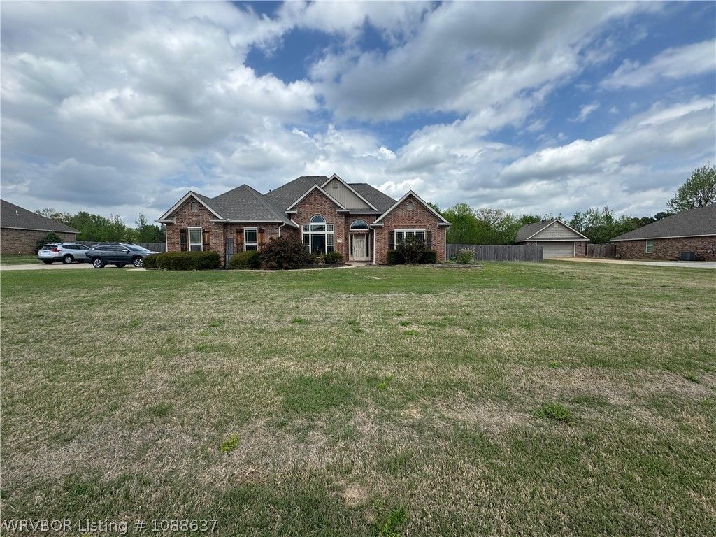 628 W Newberry Road, Alma, AR 72921