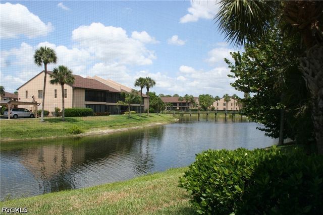 15472 admiralty CIR 2, North Fort Myers, FL 33917