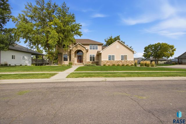 2612 S Camden Ave Avenue, Sioux Falls, SD 57106