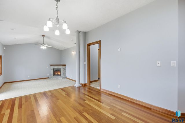 2612 S Camden Ave Avenue, Sioux Falls, SD 57106