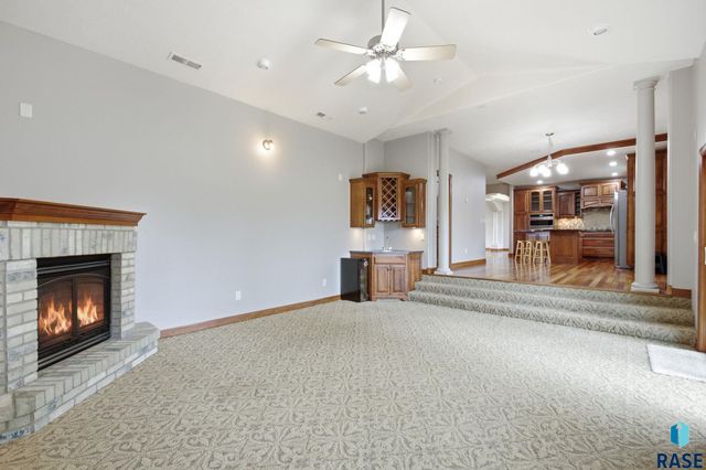 2612 S Camden Ave Avenue, Sioux Falls, SD 57106