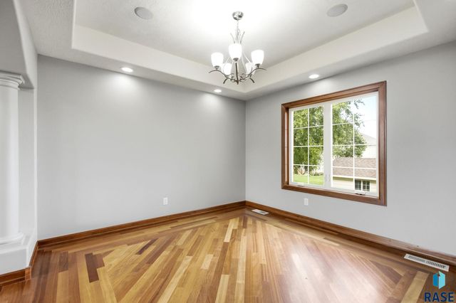 2612 S Camden Ave Avenue, Sioux Falls, SD 57106
