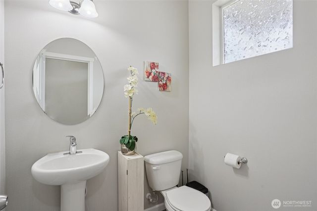 8808 56th Place NE, Marysville, WA 98270