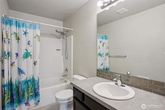 8808 56th Place NE, Marysville, WA 98270