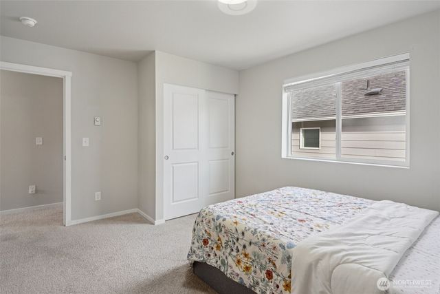 8808 56th Place NE, Marysville, WA 98270