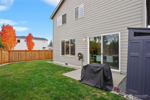 8808 56th Place NE, Marysville, WA 98270