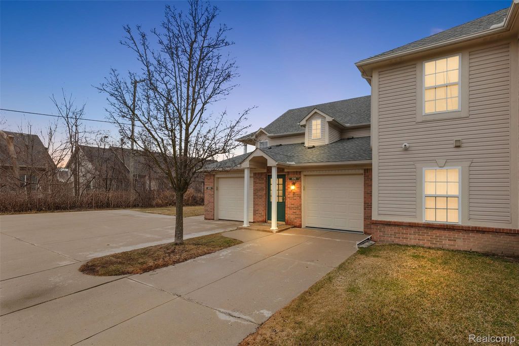 45765 Cagney Drive, Macomb Township, MI 48044