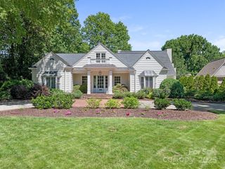 2410 Vernon Drive, Charlotte, NC 28211