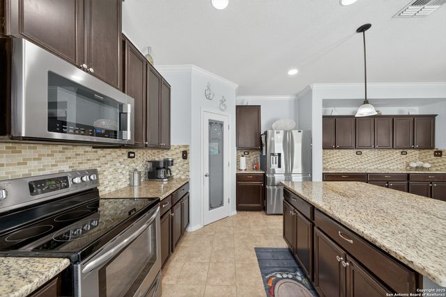 13034 Geyser Peak, San Antonio, TX 78253