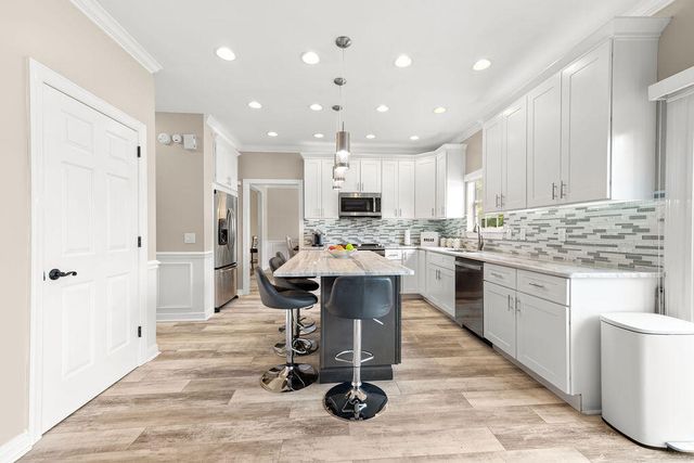 2406 Laurelton Creek Lane, Chattanooga, TN 37421