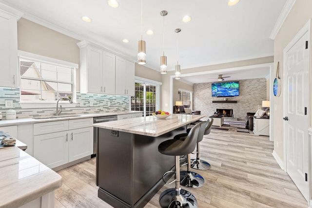 2406 Laurelton Creek Lane, Chattanooga, TN 37421
