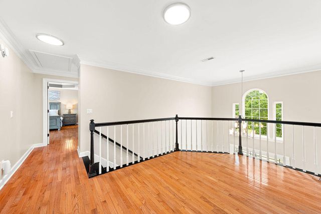 2406 Laurelton Creek Lane, Chattanooga, TN 37421