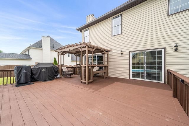 2406 Laurelton Creek Lane, Chattanooga, TN 37421