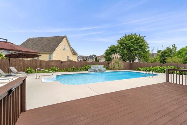 2406 Laurelton Creek Lane, Chattanooga, TN 37421