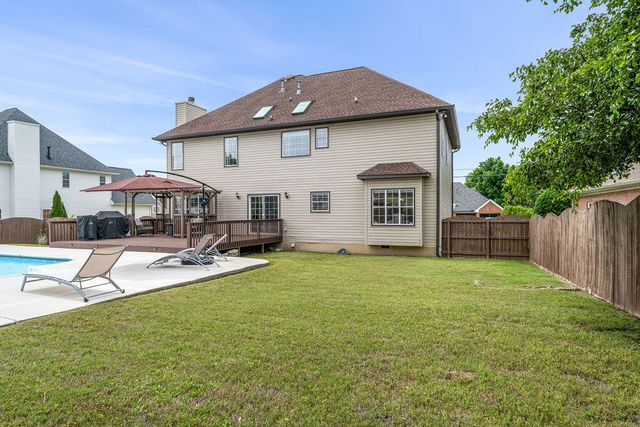 2406 Laurelton Creek Lane, Chattanooga, TN 37421