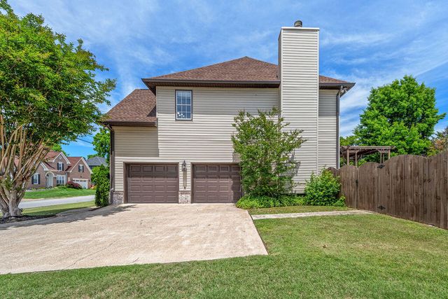 2406 Laurelton Creek Lane, Chattanooga, TN 37421