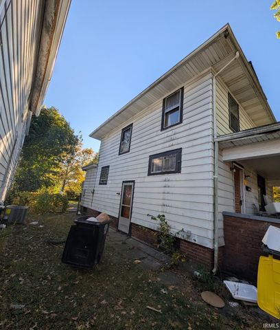 2909 Bowser Avenue, Fort Wayne, IN 46806