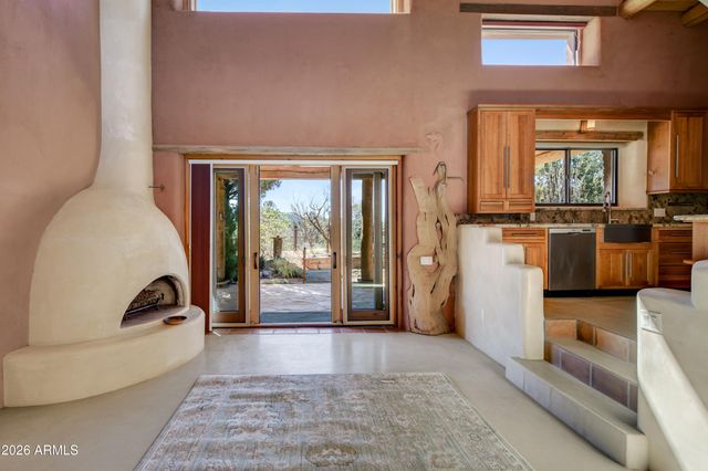 59 HUTSON Lane, Sedona, AZ 86351