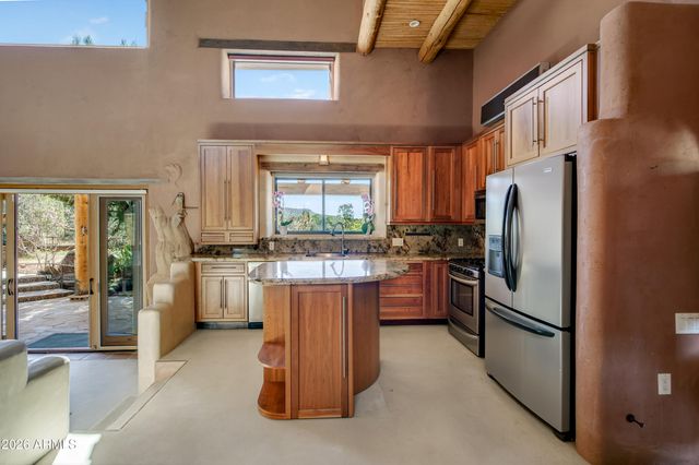 59 HUTSON Lane, Sedona, AZ 86351