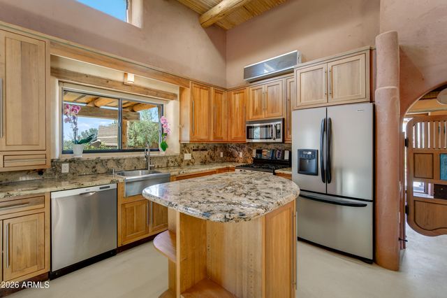 59 HUTSON Lane, Sedona, AZ 86351