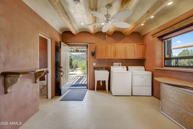 59 HUTSON Lane, Sedona, AZ 86351