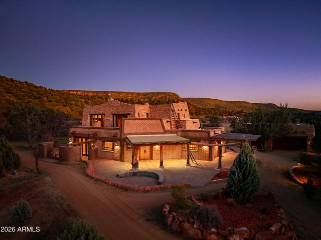 59 HUTSON Lane, Sedona, AZ 86351