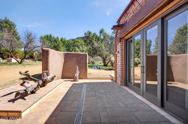 59 HUTSON Lane, Sedona, AZ 86351