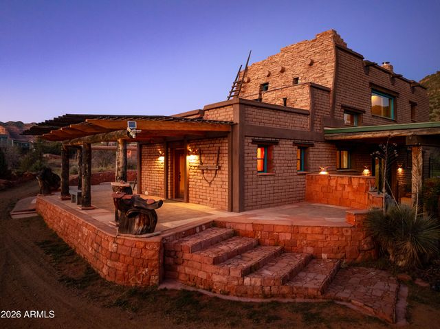 59 HUTSON Lane, Sedona, AZ 86351