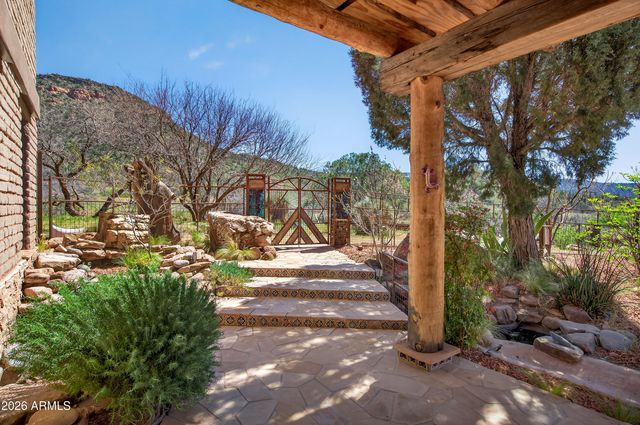 59 HUTSON Lane, Sedona, AZ 86351