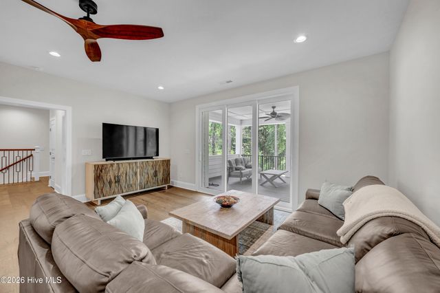 1304 Old Foards Lane, Wilmington, NC 28409