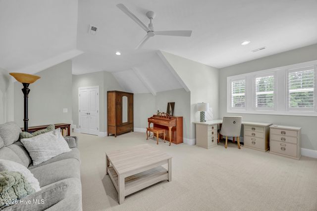 1304 Old Foards Lane, Wilmington, NC 28409