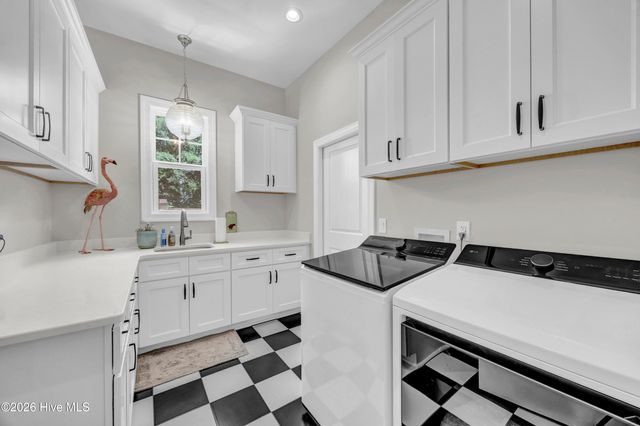 1304 Old Foards Lane, Wilmington, NC 28409
