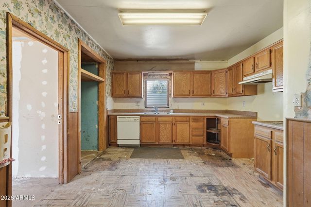 4200 N 19TH Street, Phoenix, AZ 85016