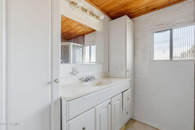 4200 N 19TH Street, Phoenix, AZ 85016