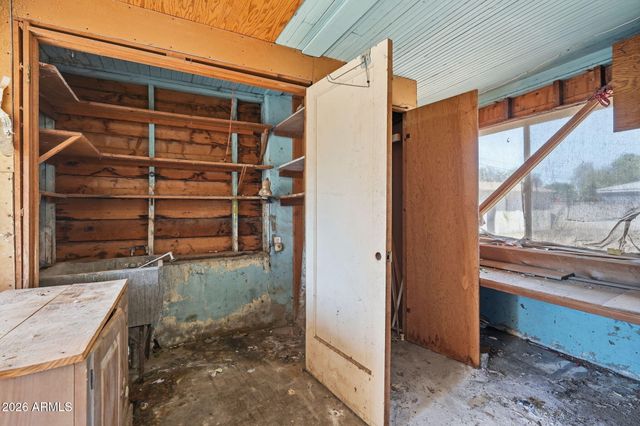 4200 N 19TH Street, Phoenix, AZ 85016