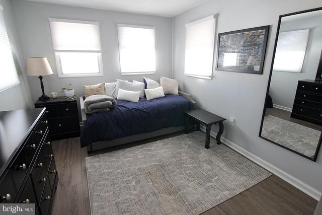 6161 LAWNTON ST, Philadelphia, PA 19128