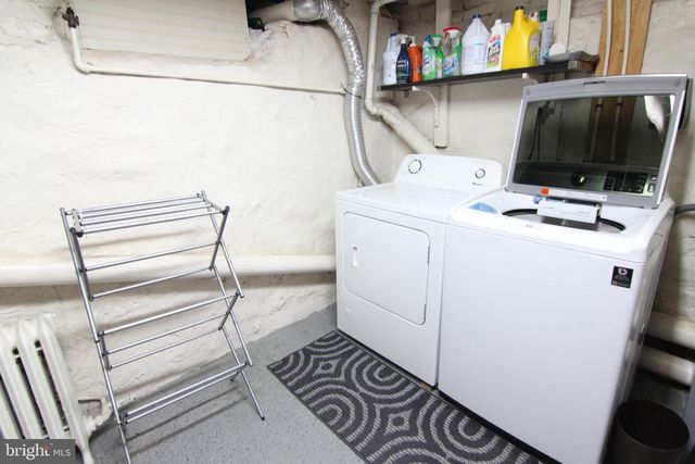 6161 LAWNTON ST, Philadelphia, PA 19128